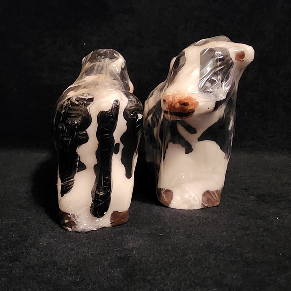 2-Pc set Cow Candles - Picture 2 of 2